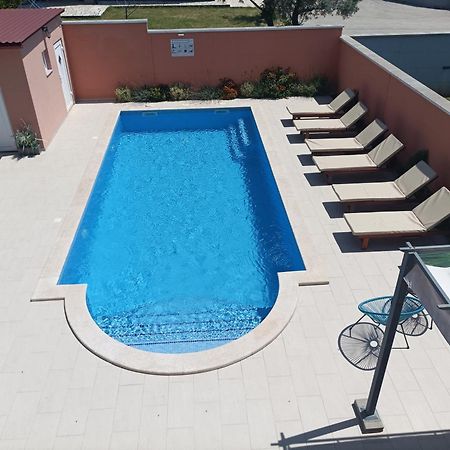 House Monte Cherpo Pula Exterior photo